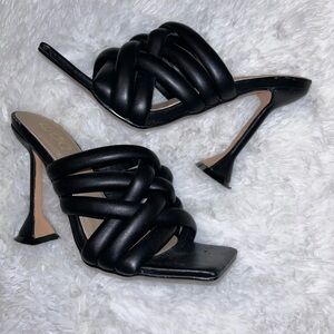 Black Heels 8.5